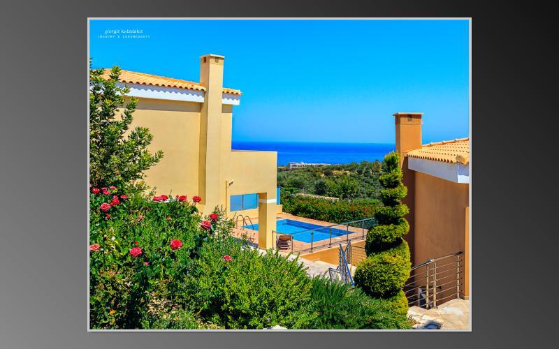 Carme Villas Adelianos Kampos Exterior photo